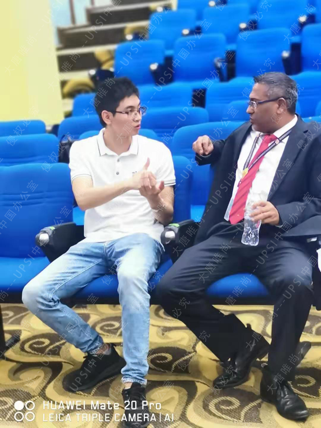 <font color='#FF0000'>关于提交语言课在线教学确认书的通知</font>